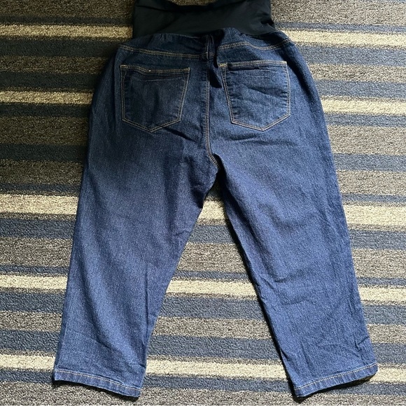 Hybrid Company Maternity Capris Size Medium - Picture 5 of 6